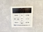 【給湯器操作パネル】