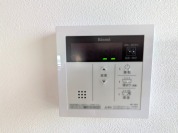 【給湯器操作パネル】