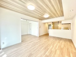 リビングダイニング