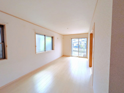 リビングダイニング