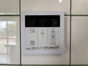 【給湯器操作パネル】