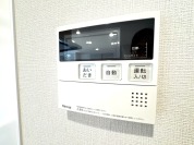 【給湯器操作パネル】