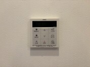 【給湯器操作パネル】