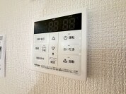 【給湯器操作パネル】