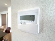 【給湯器操作パネル】