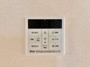 【給湯器操作パネル】