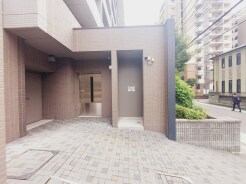 さいたま市浦和区岸町7丁目