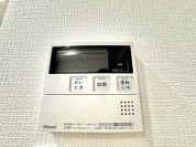 【給湯器操作パネル】