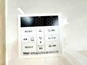 【給湯器操作パネル】
