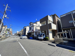 前面道路を含む現地写真