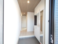 ご家族の思い出も大切にしまっておけるたっぷり収納。