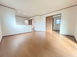 完成物件ですから、実際の生活イメージがつかめます。まずはごゆっくり見てみてください。