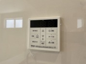 【給湯器操作パネル】