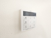 【給湯器操作パネル】