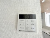 【給湯機操作パネル】