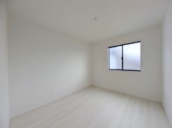 この部屋だれの部屋にしようかな、なんて会話を現地で楽しんでください。