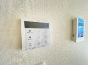 【給湯器操作パネル】