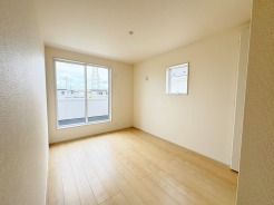 この部屋だれの部屋にしようかな、なんて会話を現地で楽しんでください。