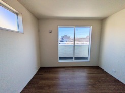 子供部屋には丁度良い洋室。サイズは5.25帖。