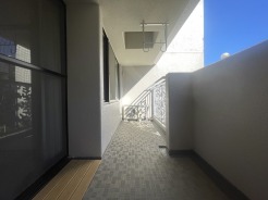 ゆとりの広さを確保したバルコニー。お布団を干すのも、この広さならラクラク。