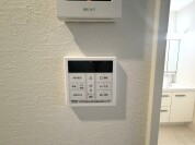 【給湯器コントロールパネル】