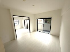 角住戸なので明るいですね〇