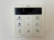 【給湯器操作パネル】