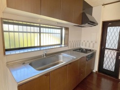 お料理を効率的に、楽しく。あったらいいなをかなえてくれるシステムキッチン。