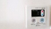 【給湯器操作パネル】