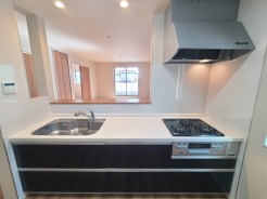 洗練されたデザインが、心地よい空間を演出します。