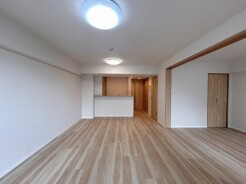 リビング空間にこだわりたい方に、見ていただきたい住宅です。