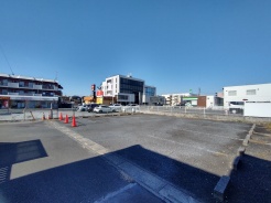 南西側道路に面した立地で日当り良好です。