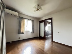 朝から日差しいっぱい、 早起きしたくなるLDK。