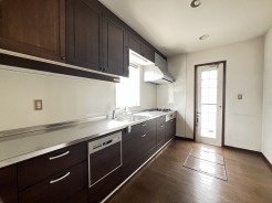 お料理を効率的に、楽しく。あったらいいなをかなえてくれるシステムキッチン。