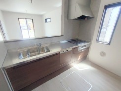 お料理を効率的に、楽しく。あったらいいなをかなえてくれるシステムキッチン。