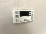 【給湯器リモコン】