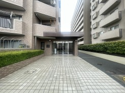 最寄り駅が徒歩6分。駅近に住めば、家族そろった朝食タイムがさらに楽しく。