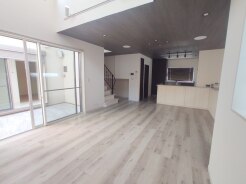 家族団らんの時間も増えそうな、くつろぎのLDK。