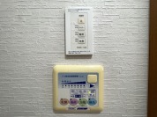 【浴室換気暖房乾燥機】