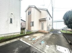 閑静な住宅地で、小さなお子様がいるご家族にも安心。
