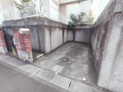 さいたま市岩槻区諏訪1丁目