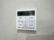 【給湯器操作パネル】