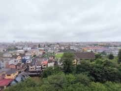 閑静な住宅地で、小さなお子様がいるご家族にも安心。