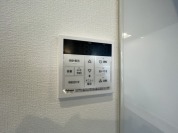 【給湯機操作パネル】