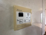 【給湯器操作パネル】