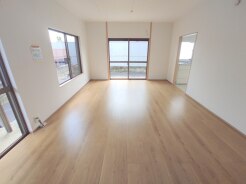 南向きのLDK、 日当たりにこだわった住宅がここに。
