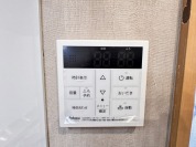 【給湯器操作パネル】