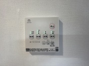 【浴室暖房換気乾燥機】
