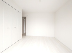 完成済み、実物をじっくりチェックできます。