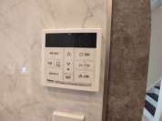 【給湯器操作パネル】